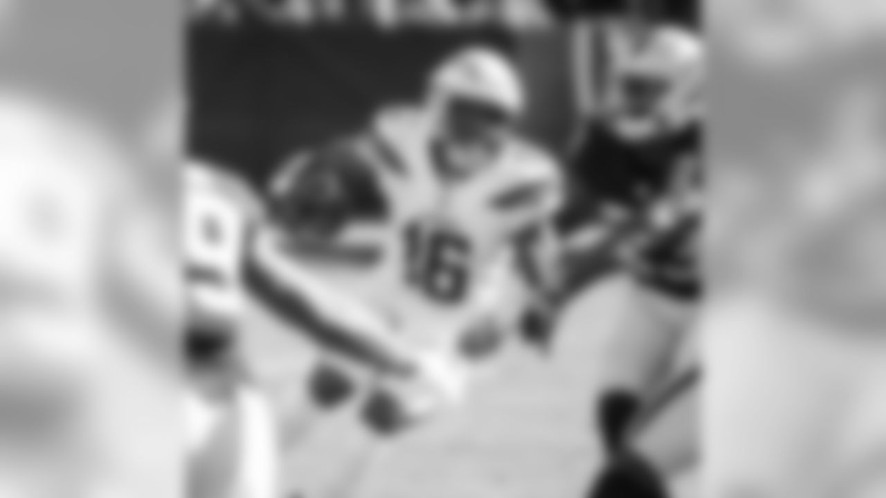 101517_lacvsoak_375.jpg