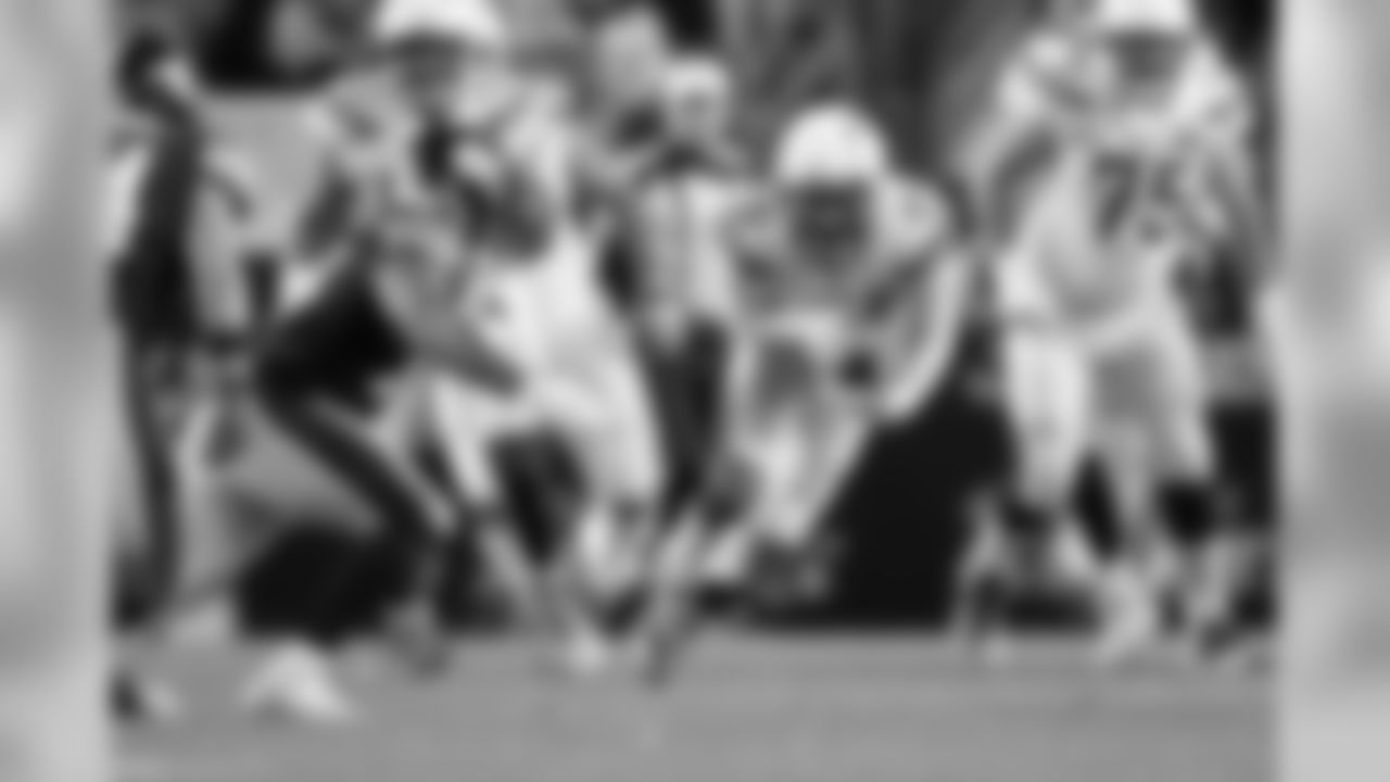Keenan Allen running the ball during the Week 13 matchup against the Pittsburgh Steelers.