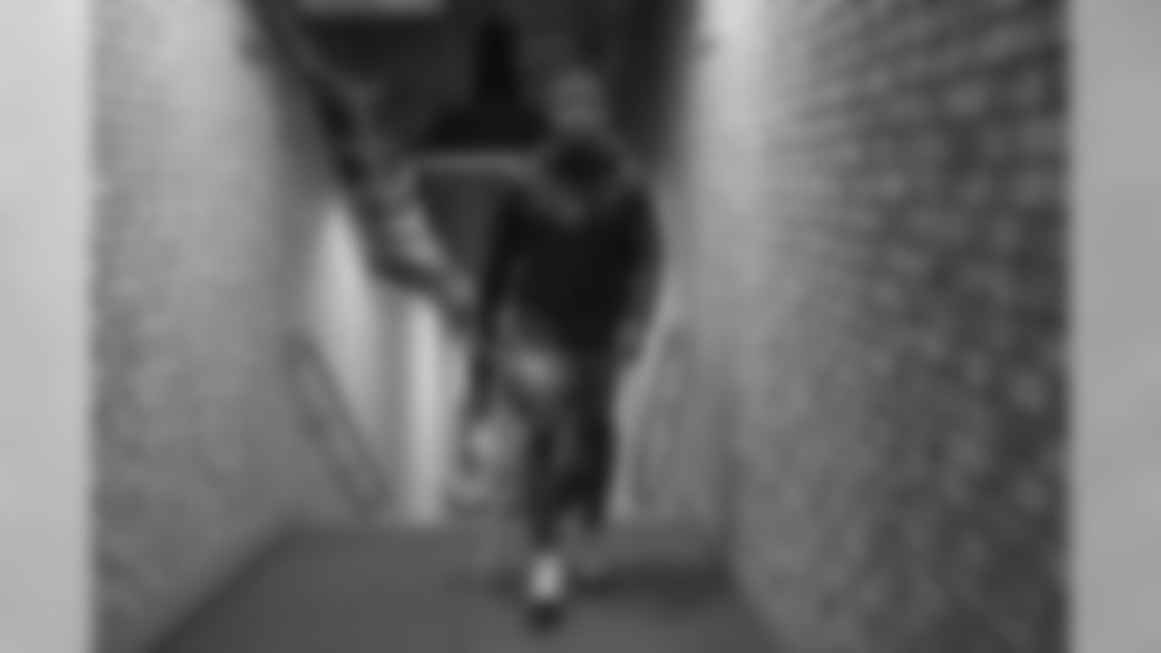 Casey Hayward walks out to the field to warm up at Oakland-Alameda County Coliseum before the Week 10 matchup against the Oakland Raiders.