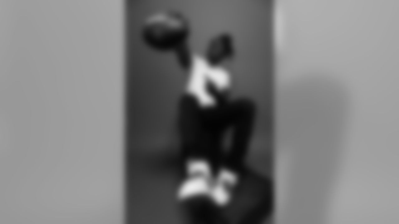 Los Angeles Chargers running back Melvin Gordon poses for a portrait at the NFL Network studio in Culver City, Calif., on July 12, 2017. (Ryan Kang via AP)