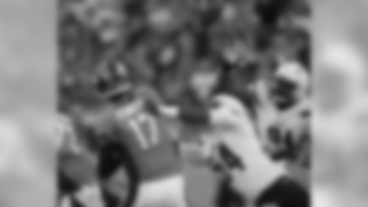 010315_sdvsden_323_0.jpg