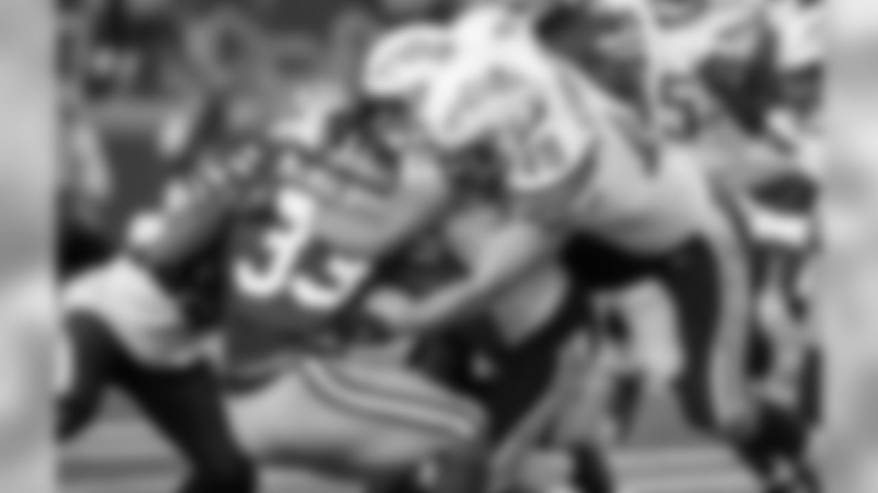 Los Angeles Chargers at San Francisco 49rs on Thursday, August 30, 2018 in Santa Clara, CA. Final score: LAC 23 vs SF 21 . (Chargers/Mike Nowak)
@Chargers - - chargers.com - -