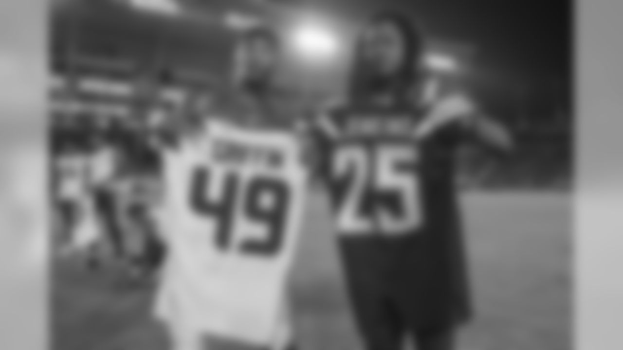 Seattle Seahawks at Los Angeles Chargers on Saturday, August 18, 2018 in Carson, CA. Final score: 14-24. (Stephanie Romero/Chargers)
@Chargers - - chargers.com - -
