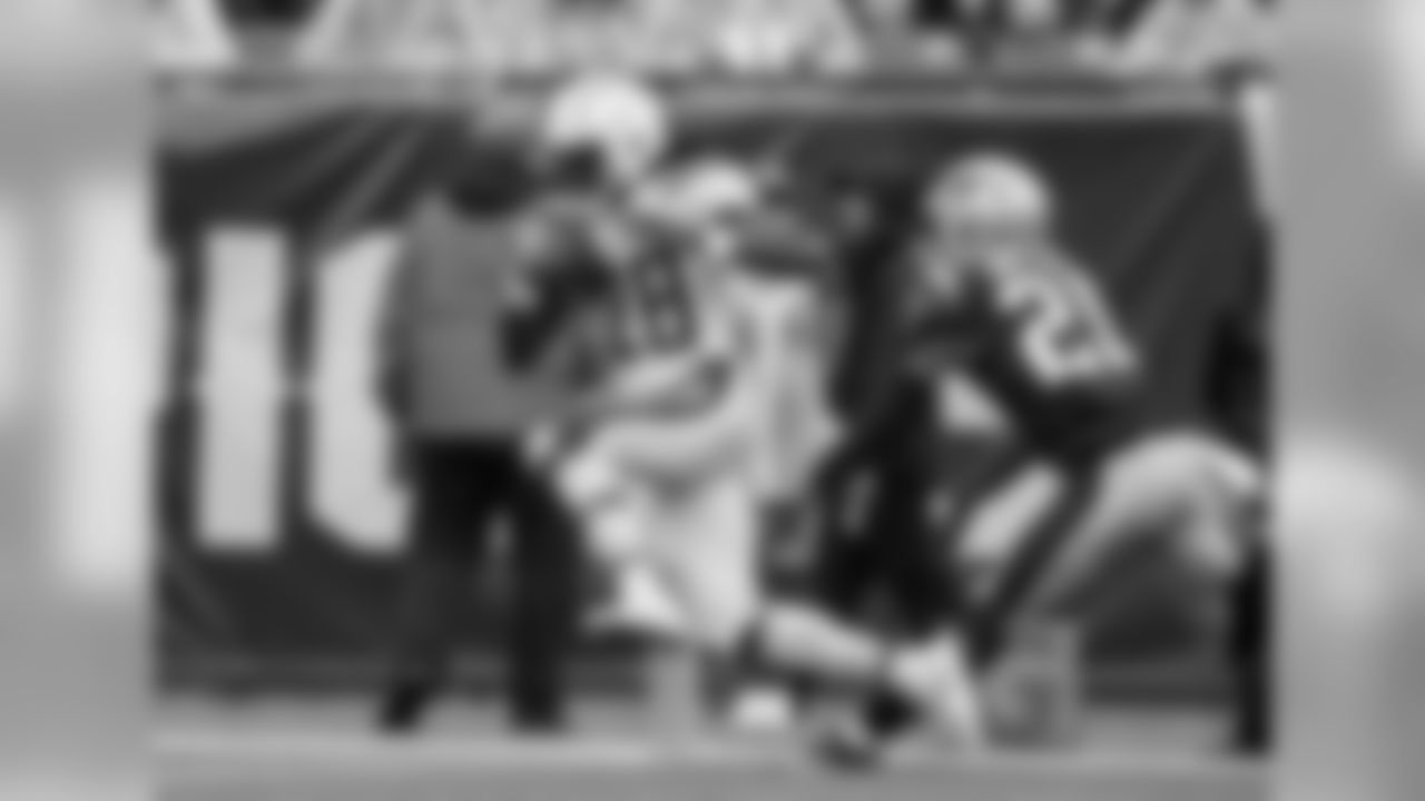 102917_lacvsne_291.jpg