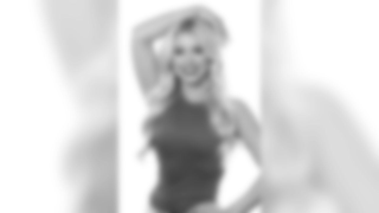 Charger Girl Kaylyn