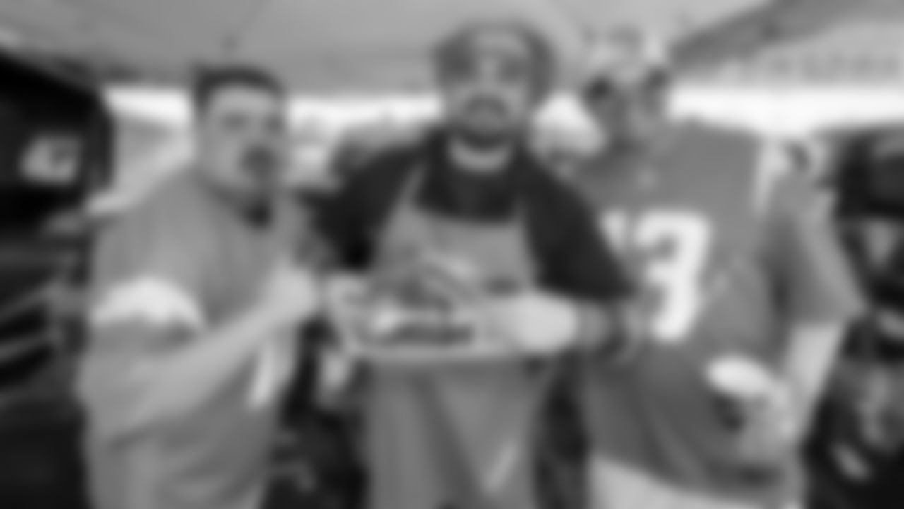 211004_BoltFam_003
