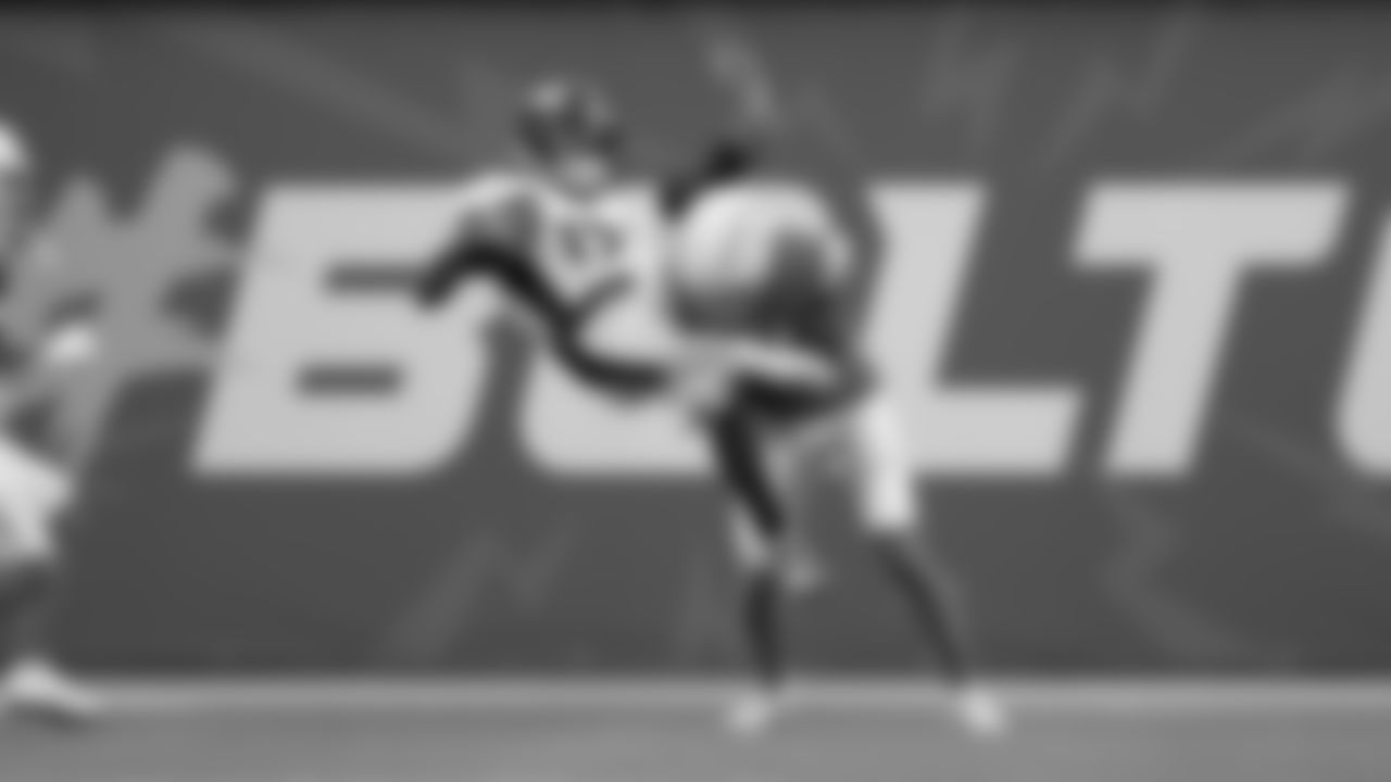 TopShots20_Tackles_081