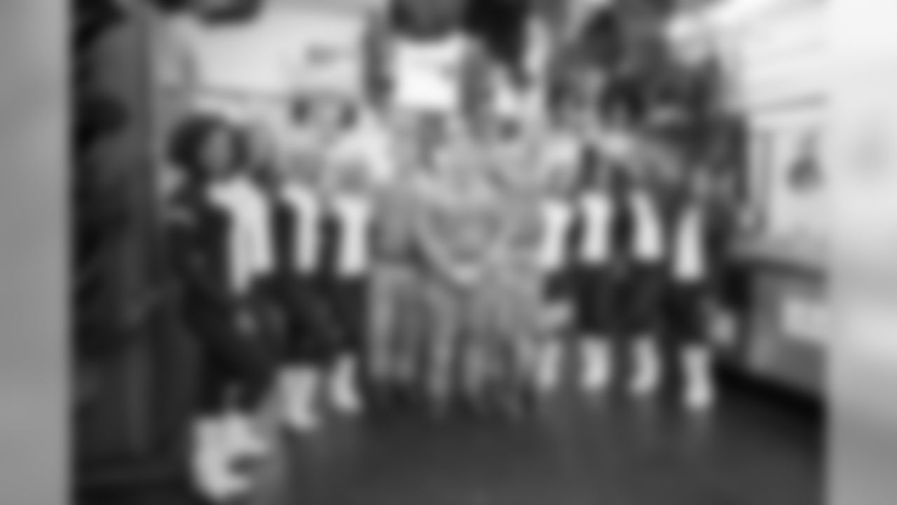 101818_CG_Cavalry_Visit_005