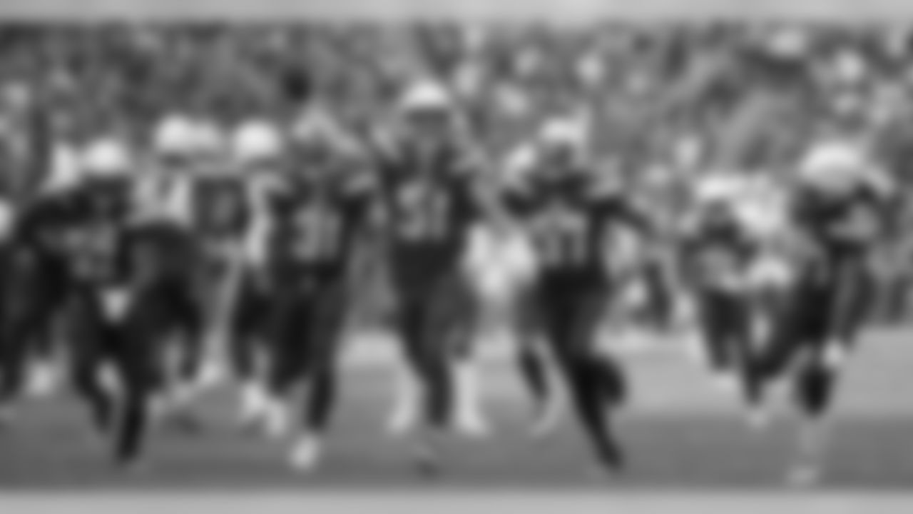 51 OLB Kyle Emanuel