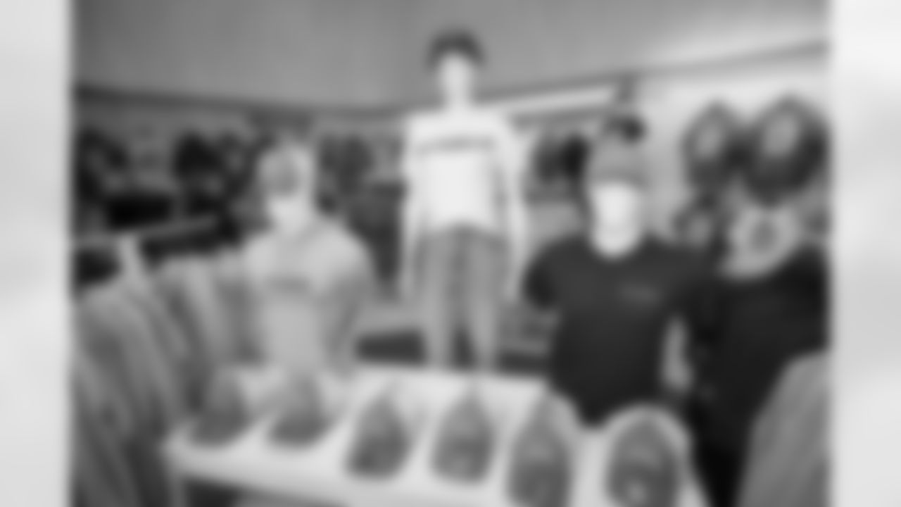 The Los Angeles Chargers play the Las Vegas Raiders on Sunday, October 1, 2023 at SoFi Stadium in Inglewood, CA.
[FINAL SCORE: LAC 24 - LV 17]