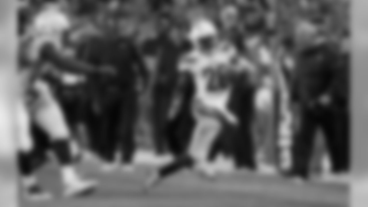 091117_lacvsden_095.jpg