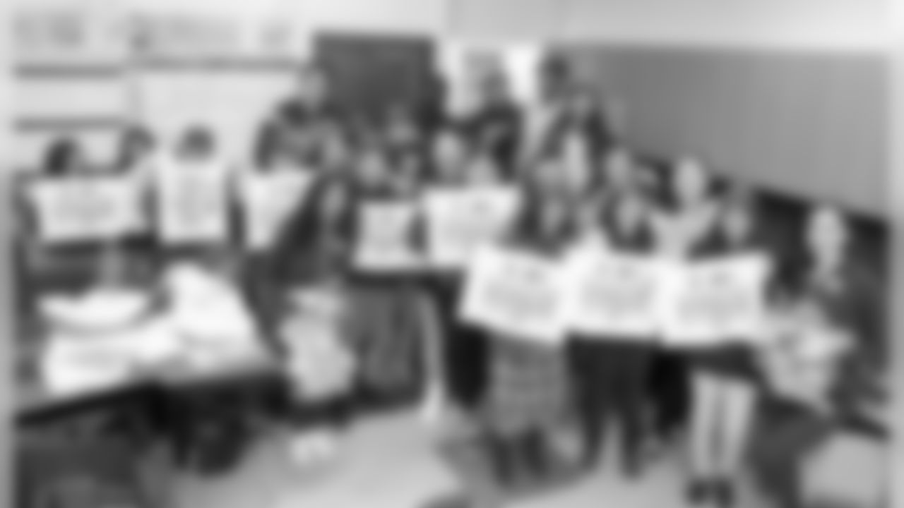 031919_Character_Playbook_074