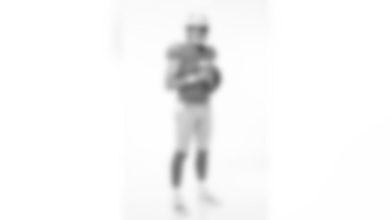 220630_OffenseMediaDay_036