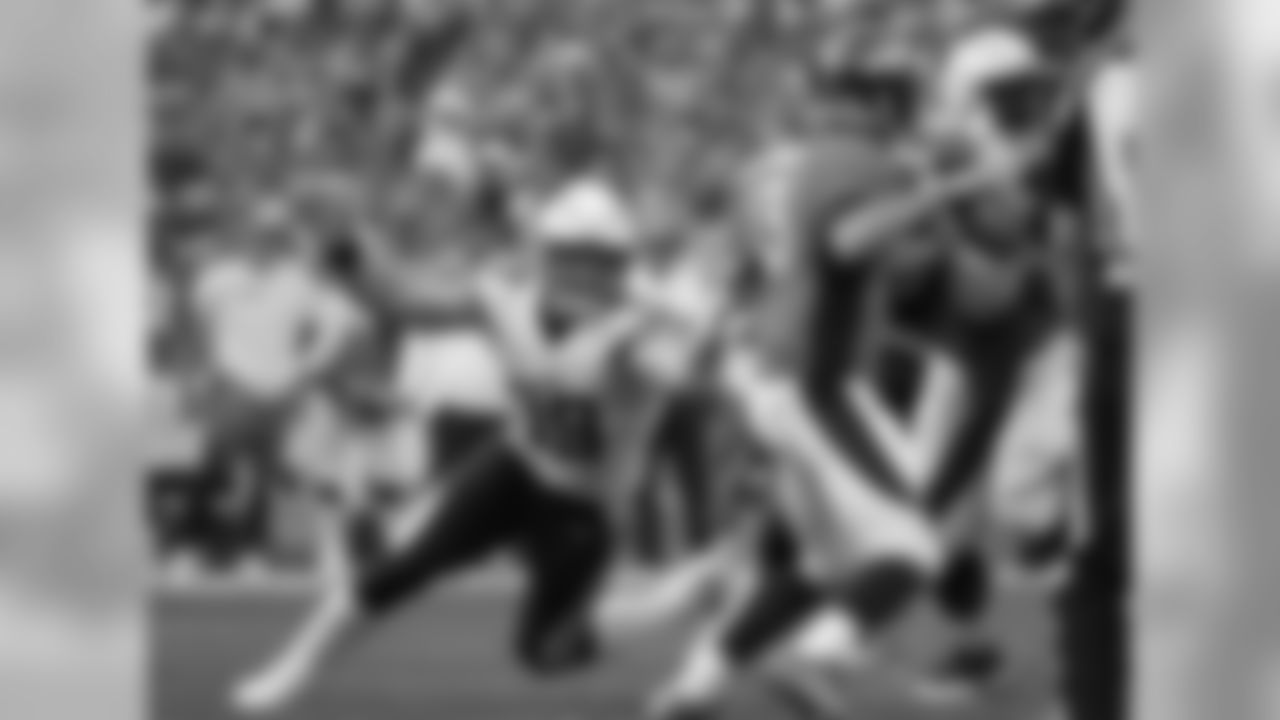 103016_sdvsden_293_1.jpg