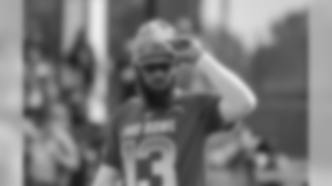 Keenan walking on the field at Pro Bowl practice on Wed. Jan. 23, 2019 in Orlando, FL.