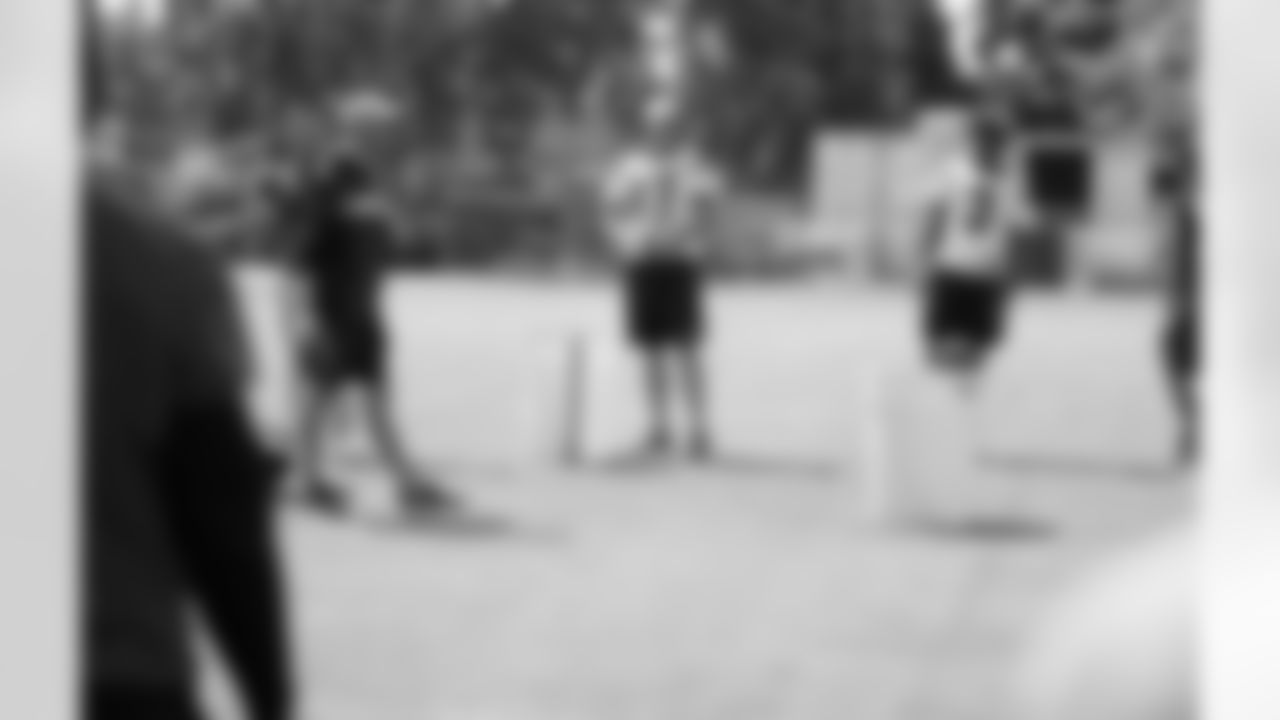 0892418_QB_Challenge_033