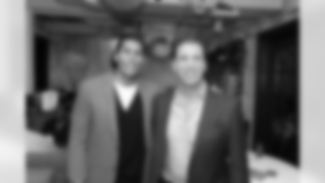 120217_alumni_cannery_023.jpg