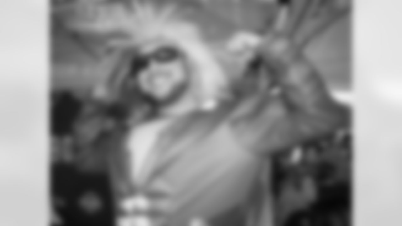 The Los Angeles Chargers play the Dallas Cowboys on Monday, October 16, 2023 at SoFi Stadium in Inglewood, California.
[FINAL SCORE: DAL 20 - LAC 17]