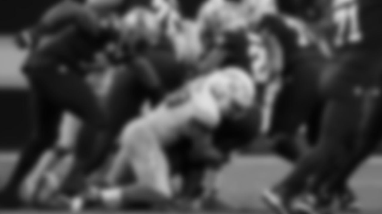TopShots20_Tackles_024