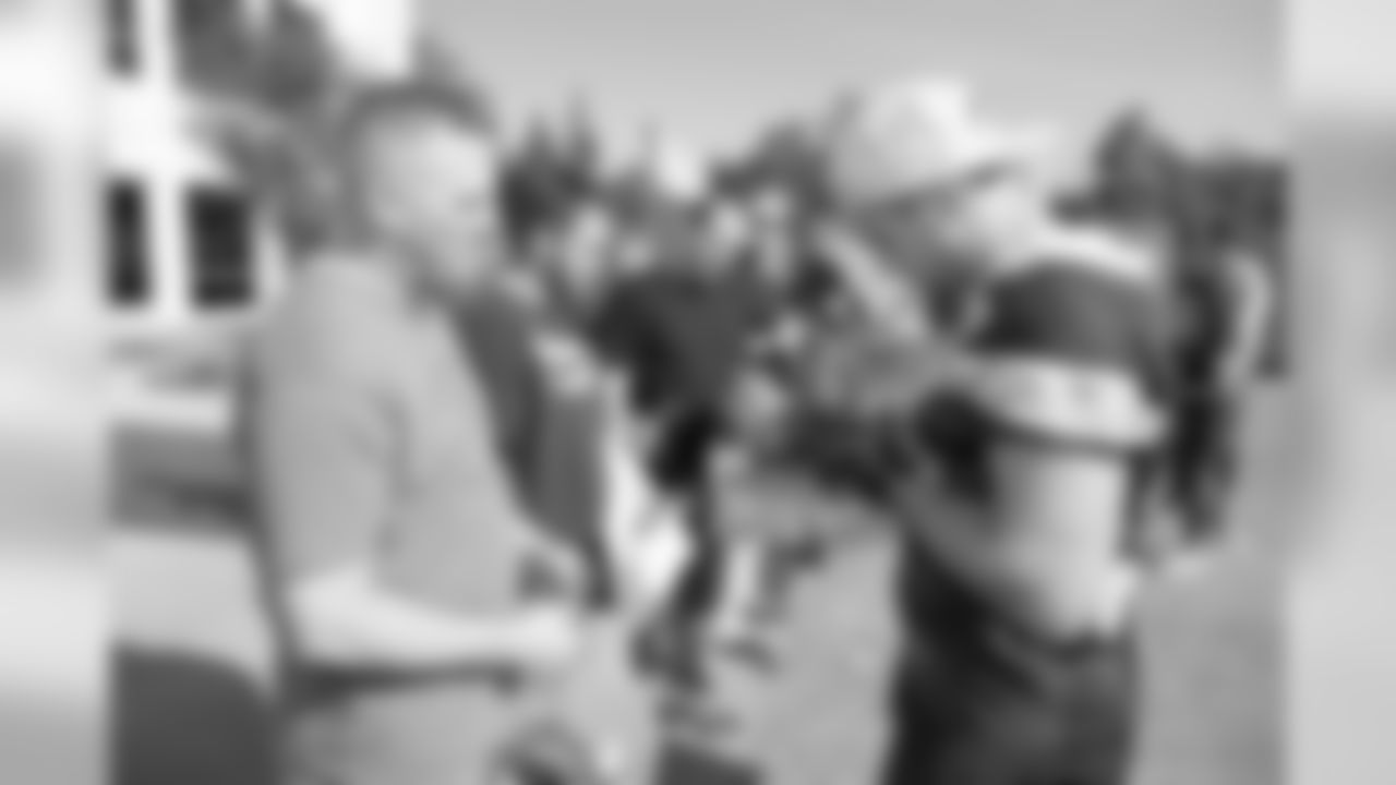 111618_Boot_Bolts_006