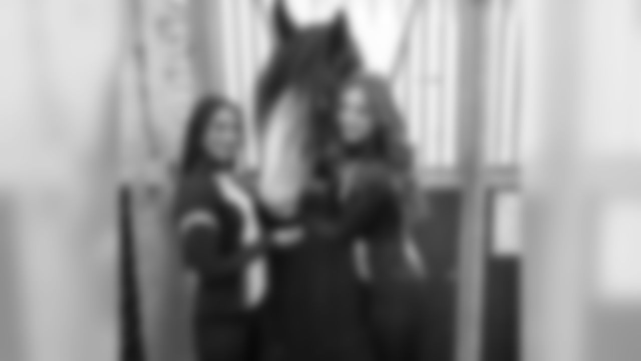 101818_CG_Cavalry_Visit_036