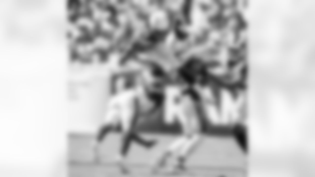 Los Angeles Chargers at Los Angeles Rams on Sunday, September 23, 2018 in Los Angeles, CA. Final score: 23-35