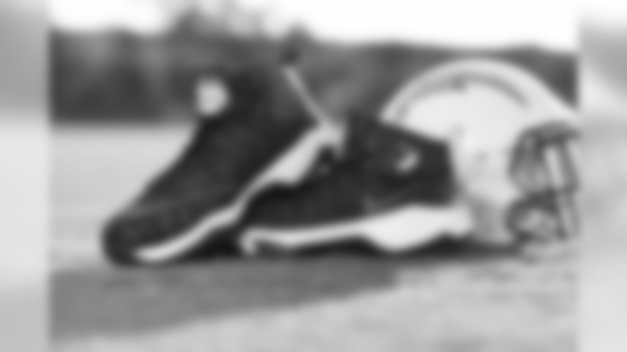 112917_cleats_024.jpg