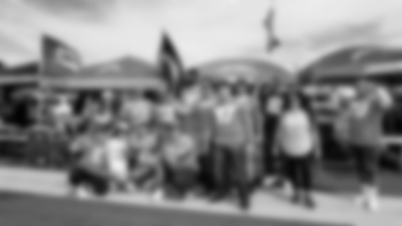 211004_BoltFam_014