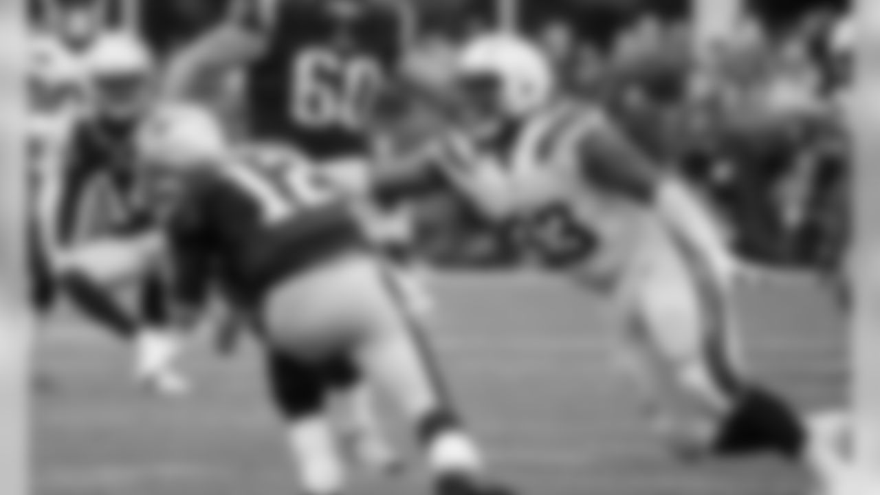 102917_lacvsne_461.jpg