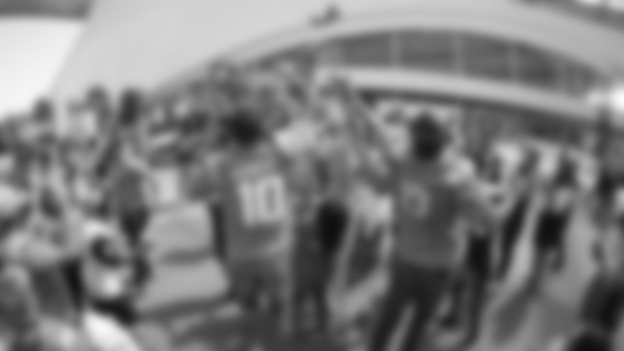 210919_FansLACvsDAL_038