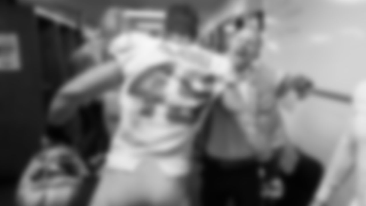 211022_LockerRoom_018