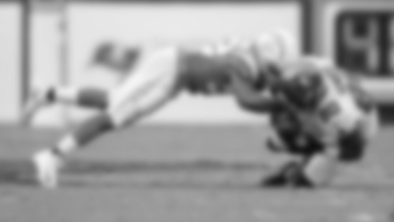 TopShots20_Tackles_018