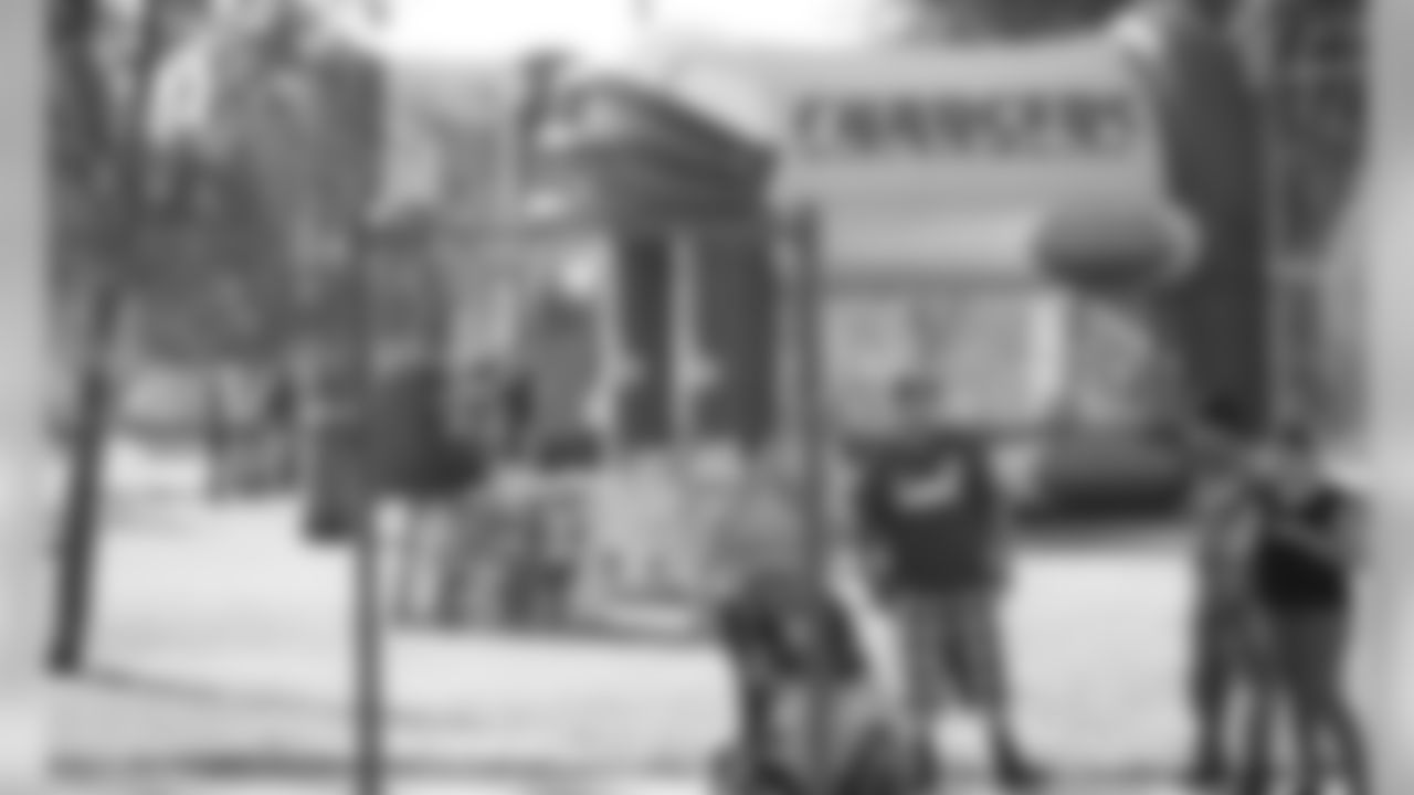 062718_SNL_107