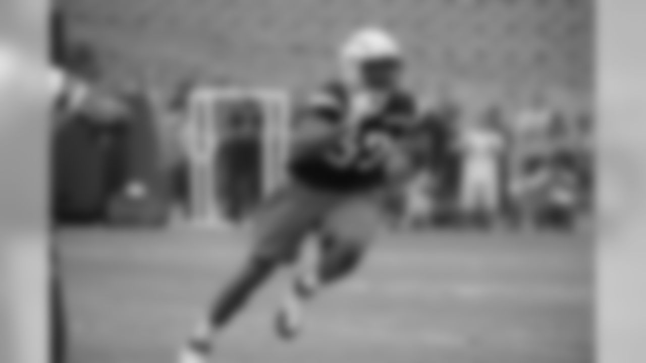 Philip Rivers throws the football in practice on Wednesday, Dec. 6, 2017.