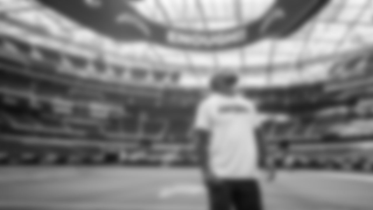 TopShots20_Ekeler_006