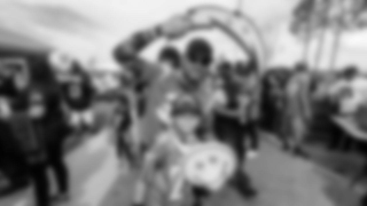 211004_BoltFam_023