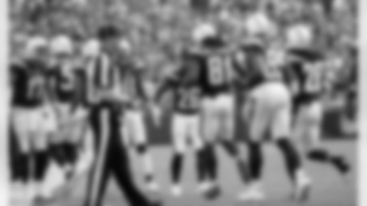 Mike Williams celebrates his first NFL touchdown with the rest of the team during the Chargers' Week 2 game against the Buffalo Bills.