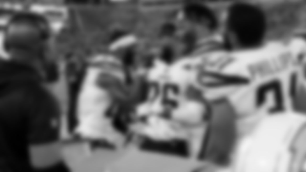 035_191208_LACatJAX_TN_355
