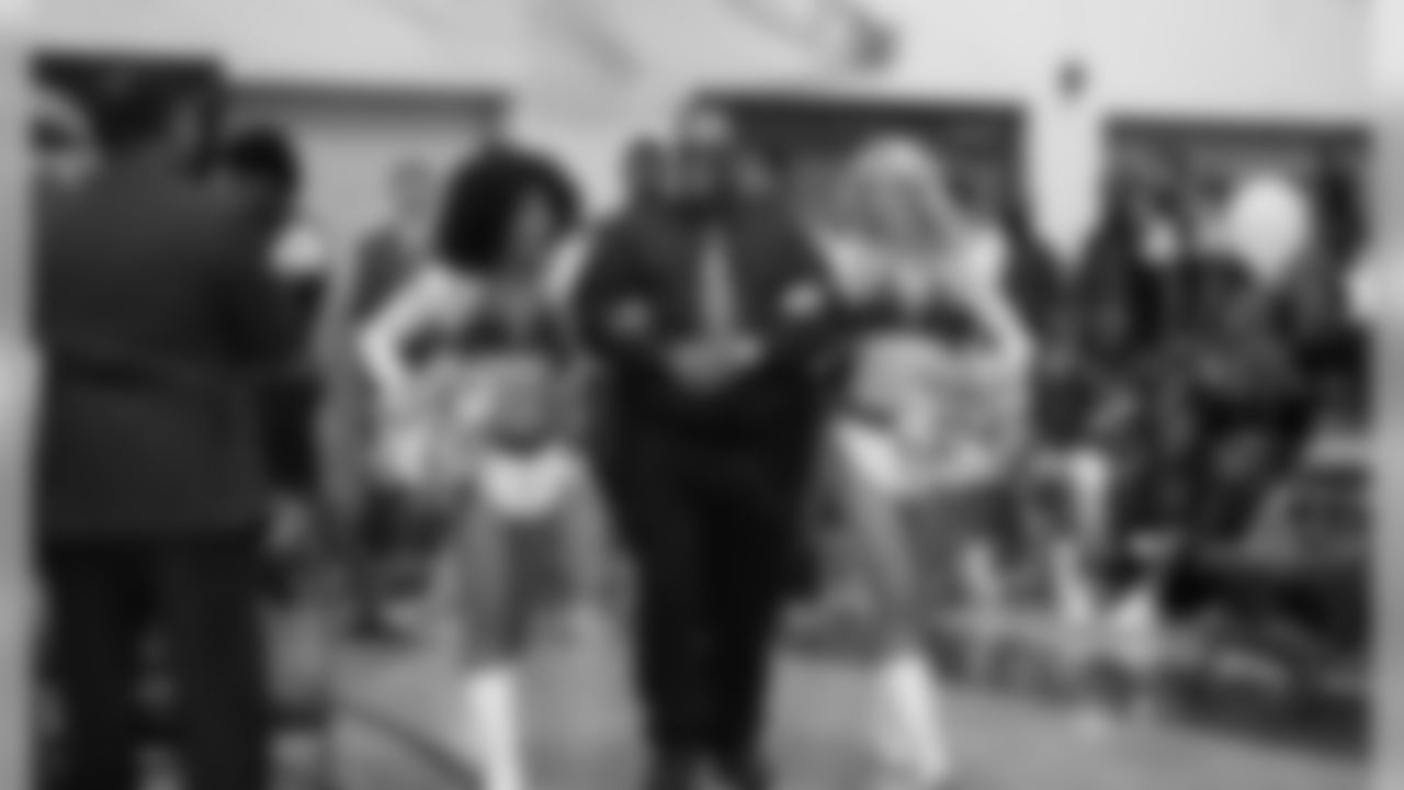 021418_crenshaw_pep_rally_026.jpg