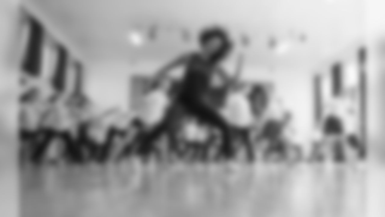 101818_CG_School_Visit_010