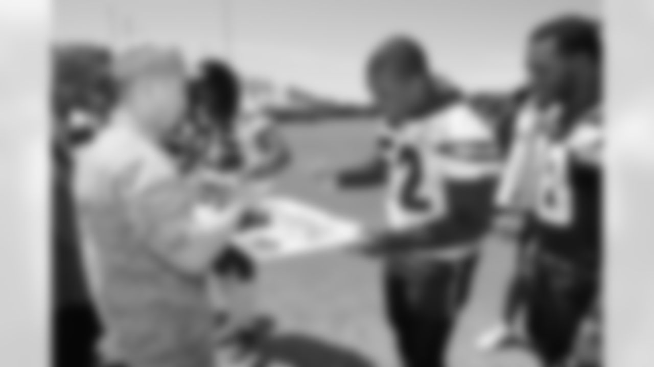 061418_Military_Visit_031