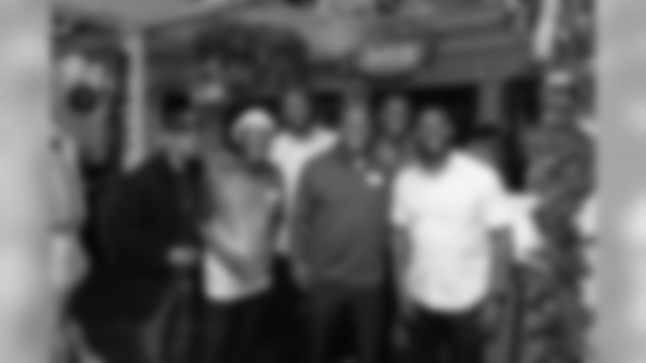 120217_alumni_cannery_021.jpg