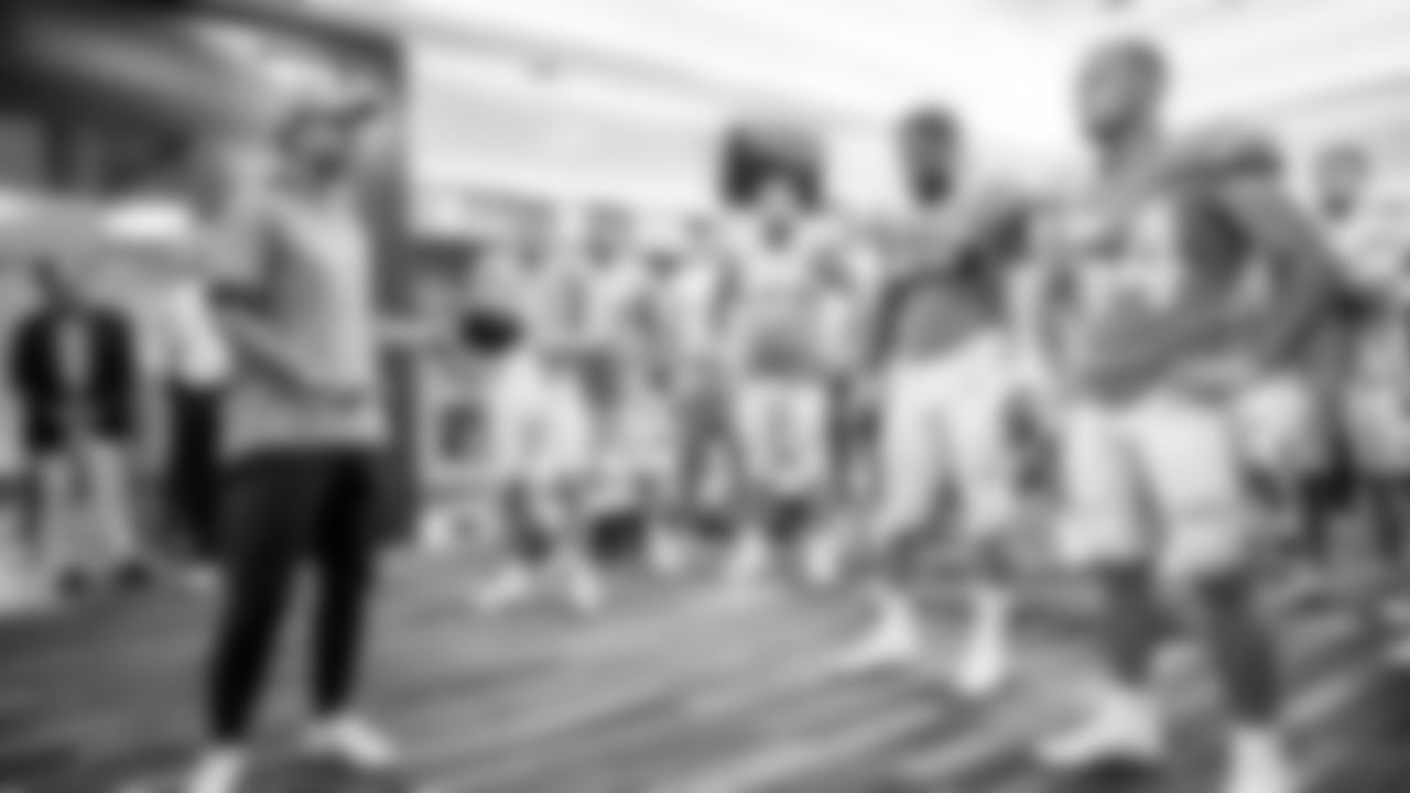 211022_LockerRoom_078