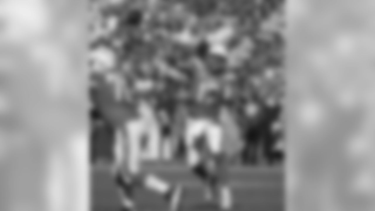 102217_denvslac_mn_324_0.jpg