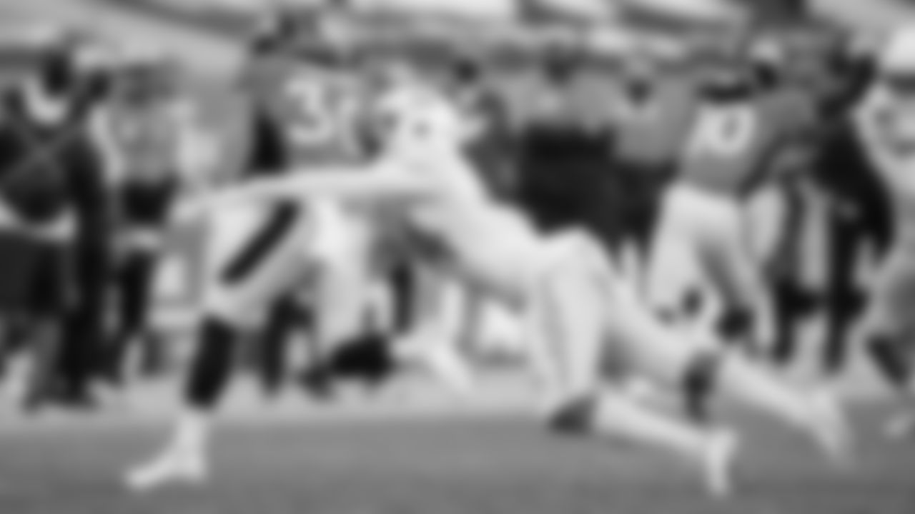 TopShots20_Tackles_046