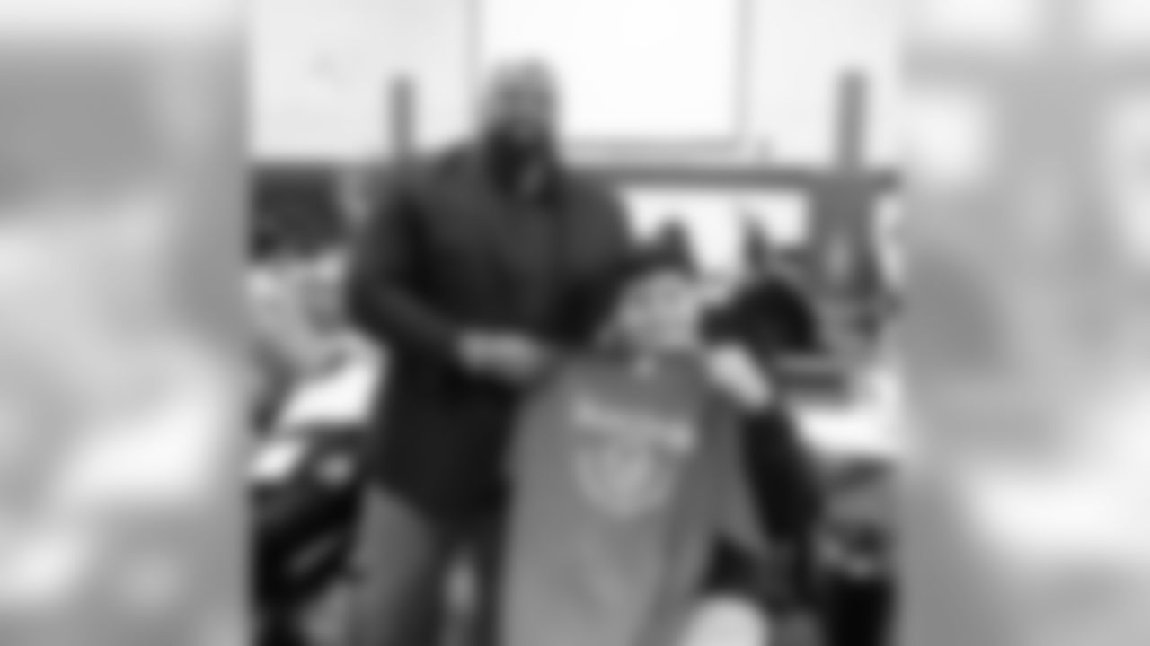 Los Angeles Chargers and Biolase participate in their second TeamSmile event at Carr Intermediate School on Friday, Jan 18, 2019 in Santa Ana, CA.