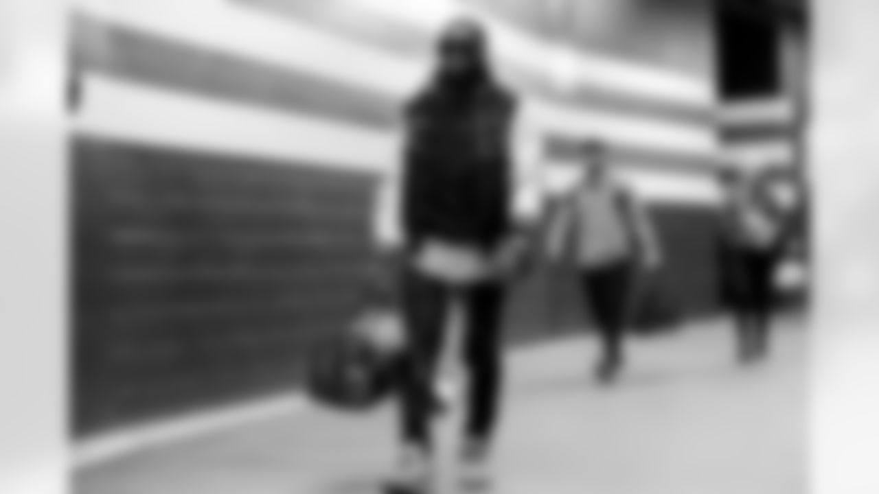 The Los Angeles Chargers arrive at FirstEnergy Stadium to play against the Cleveland Browns on October 9, 2022 in Cleveland, Ohio.