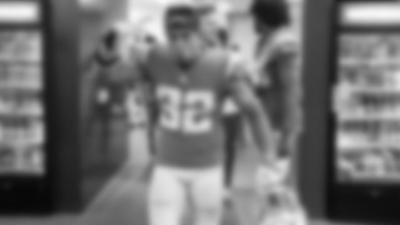 211022_LockerRoom_066