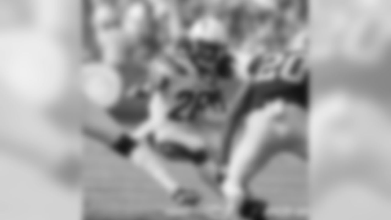Los Angeles Chargers vs Oakland Raiders at Oakland Alameda Coliseum on Sunday, November 11, 2018 in Oakland, CA. Final score: LAC 20 - OAK 6