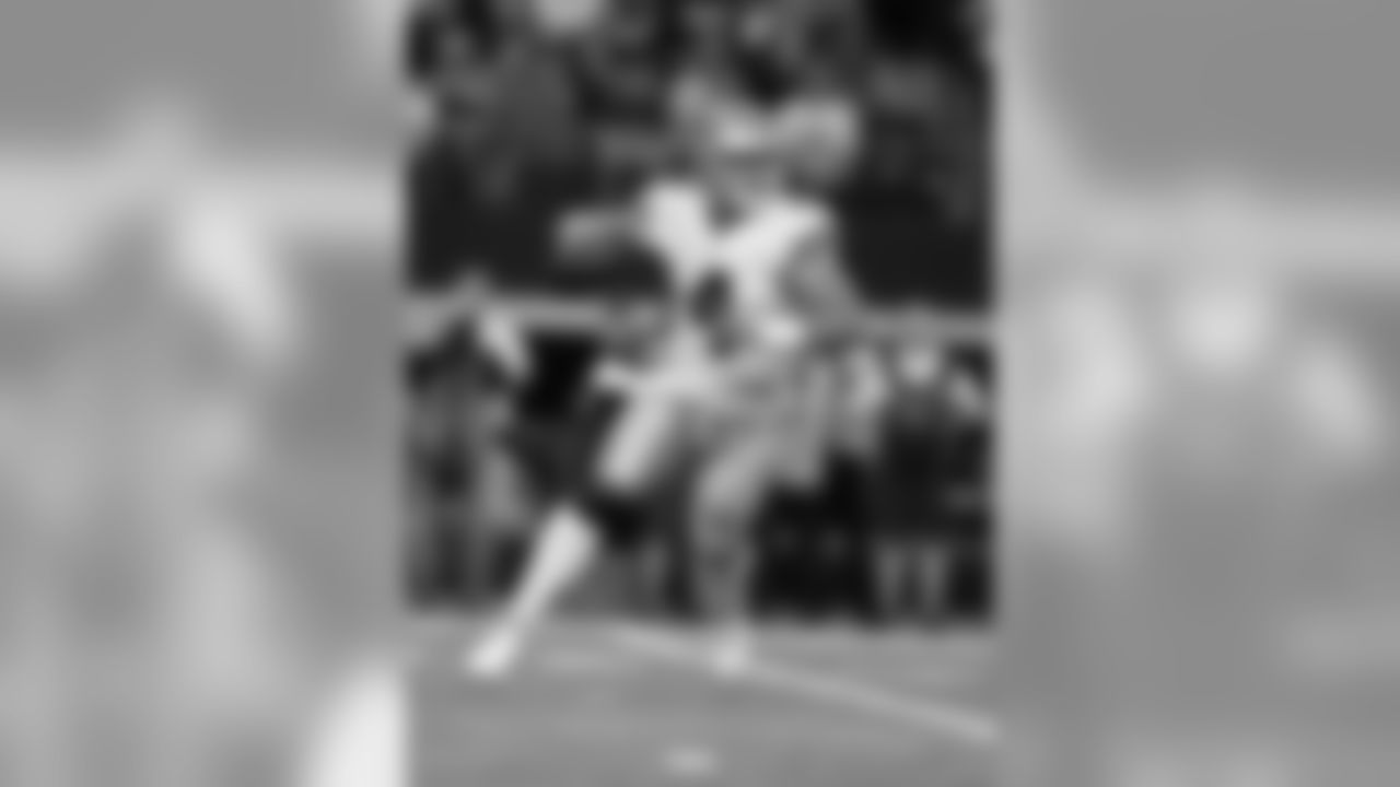 Dallas Cowboys quarterback Dak Prescott (4) looks to pass during an NFL football NFC divisional playoff game against the Green Bay Packers, Sunday, Jan. 15, 2017, in Arlington, Texas. The Packers defeated the Cowboys, 34-31.
(Tom DiPace via AP)